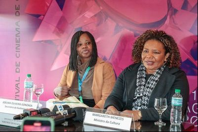 "Está na hora do Brasil ter mais o às próprias riquezas", diz Margareth Menezes "Está na hora do Brasil ter mais o às próprias riquezas", diz Margareth Menezes