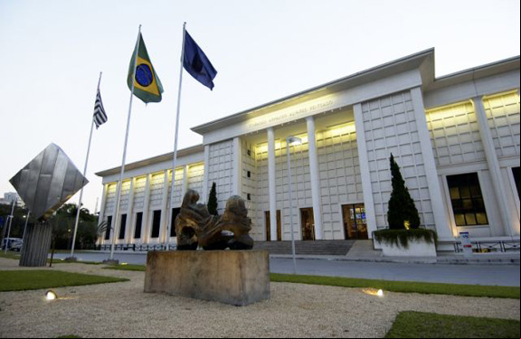 Fundação oferece curso de Economia e Negócios para jornalistas Fundação oferece curso de Economia e Negócios para jornalistas