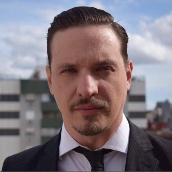 Diretor de Criação da AMA estreia em sala de aula Diretor de Criação da AMA estreia em sala de aula