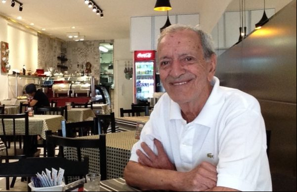 Nelson Moura: O mundo de um repórter Nelson Moura: O mundo de um repórter