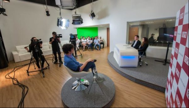 Jornalismo da ESPM-Sul conquista nota máxima no Enade Jornalismo da ESPM-Sul conquista nota máxima no Enade