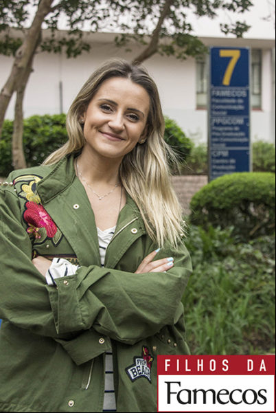 Débora Ely fala sobre paixão pelo Jornalismo na série Filhos da Famecos Débora Ely fala sobre paixão pelo Jornalismo na série Filhos da Famecos