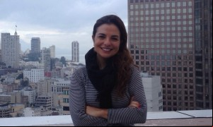 Patrícia Angeletti: Aberta ao mundo Patrícia Angeletti: Aberta ao mundo