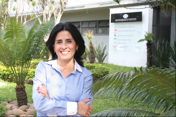 Lizemara Prates: Aprender e informar Lizemara Prates: Aprender e informar