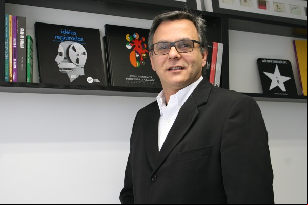 Ricardo Silveira: À base de relacionamentos Ricardo Silveira: À base de relacionamentos