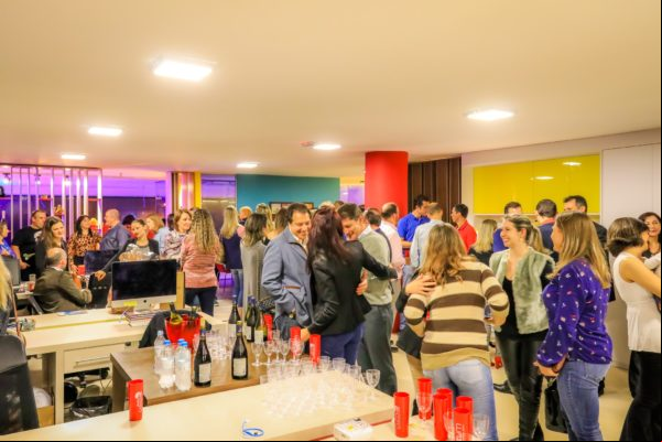 Agência de Publicidade e Marketing inaugura sede em Bento Gonçalves Agência de Publicidade e Marketing inaugura sede em Bento Gonçalves