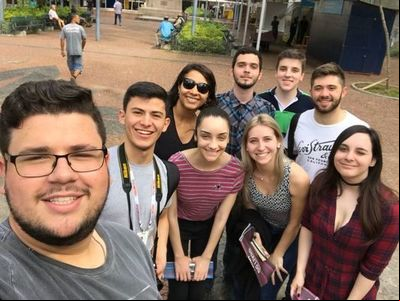 Estudantes da ESPM-Sul registram Feira do Livro de Porto Alegre Estudantes da ESPM-Sul registram Feira do Livro de Porto Alegre