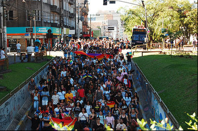Impresso de acadêmicos de Santa Maria registra eventos do município Impresso de acadêmicos de Santa Maria registra eventos do município