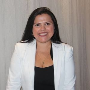 Diretora da Reverso conta experiências com empreendedorismo na área de RP Diretora da Reverso conta experiências com empreendedorismo na área de RP
