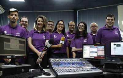 Rádio ABC é integrada às redações dos impressos do Grupo Sinos Rádio ABC é integrada às redações dos impressos do Grupo Sinos
