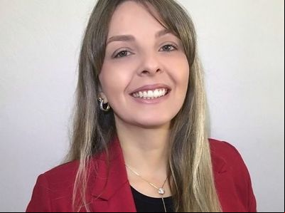 Profissional de RP completa 15 anos de atuação no mercado de assessoria Profissional de RP completa 15 anos de atuação no mercado de assessoria