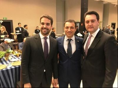 Governadores eleitos da Região Sul debatem prioridades e futuro Governadores eleitos da Região Sul debatem prioridades e futuro