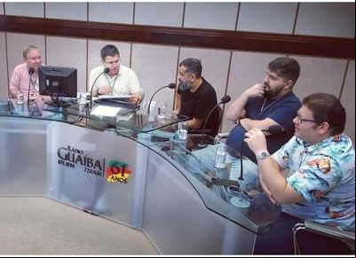 Rádio Guaíba leva programas para o estúdio Cristal Rádio Guaíba leva programas para o estúdio Cristal
