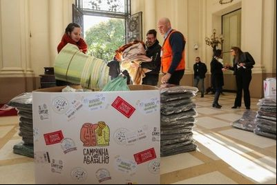 Palácio Piratini intensifica campanha do agasalho e recebe doações Palácio Piratini intensifica campanha do agasalho e recebe doações