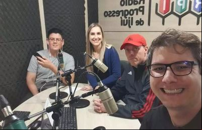 Em ligação telefônica, ouvinte ofende jornalista da Rádio Progresso, de Ijuí Em ligação telefônica, ouvinte ofende jornalista da Rádio Progresso, de Ijuí