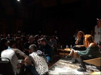 Dupla da White Rabbit faz público descobrir na prática o entendimento de tendências não-óbvias Dupla da White Rabbit faz público descobrir na prática o entendimento de tendências não-óbvias