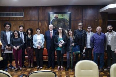 Novos membros do Conselho do Jornal da Universidade, da Ufrgs, tomam posse Novos membros do Conselho do Jornal da Universidade, da Ufrgs, tomam posse