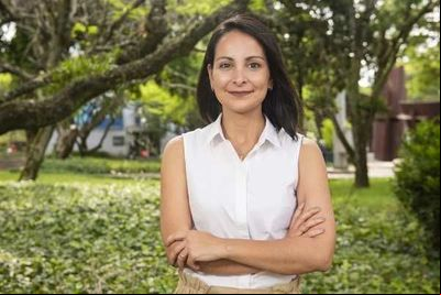 Lidiane Amorim: Ela é híbrida Lidiane Amorim: Ela é híbrida
