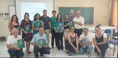 Título sobre conhecimento científico na área do cooperativismo celebra cinco anos Título sobre conhecimento científico na área do cooperativismo celebra cinco anos