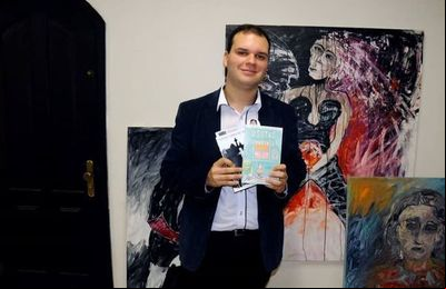 Estudante de Jornalismo de Caxias do Sul vence Prêmio Brasil Entre Palavras Estudante de Jornalismo de Caxias do Sul vence Prêmio Brasil Entre Palavras