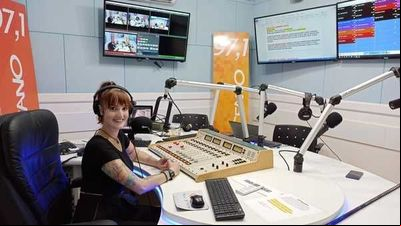 Fran Martins retorna aos microfones na rádio Oceano, de Rio Grande Fran Martins retorna aos microfones na rádio Oceano, de Rio Grande