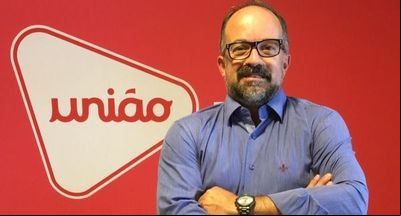 Rodrigo Giacomet: um radialista completo Rodrigo Giacomet: um radialista completo
