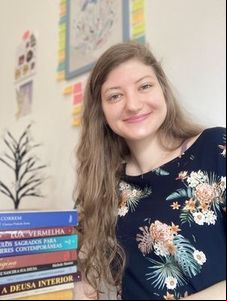 Jornalista de Caxias do Sul cria financiamento coletivo para livro sobre Sagrado Feminino Jornalista de Caxias do Sul cria financiamento coletivo para livro sobre Sagrado Feminino