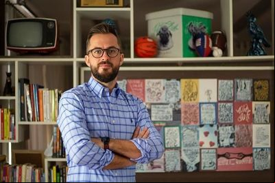 Palestra promovida pela CDL de Sapiranga aborda estratégias para atuação no on-line Palestra promovida pela CDL de Sapiranga aborda estratégias para atuação no on-line