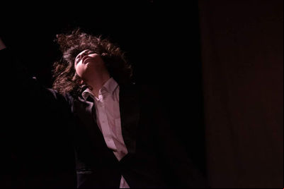 'Malak' promove oficinas virtuais de teatro e atividades corporais 'Malak' promove oficinas virtuais de teatro e atividades corporais