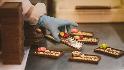 Lugano Chocolates promove 'Drive-Thru de Páscoa Solidário' Lugano Chocolates promove 'Drive-Thru de Páscoa Solidário'