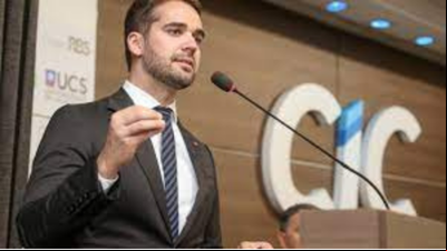 Governador Eduardo Leite palestrará em reunião-almoço da CIC Caxias Governador Eduardo Leite palestrará em reunião-almoço da CIC Caxias