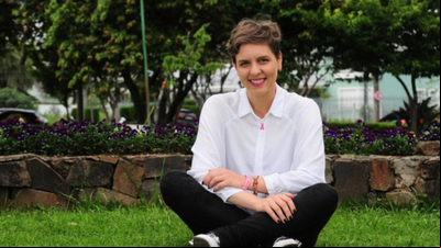 Jornalista Ana Carolina Azevedo morre vítima de câncer de mama Jornalista Ana Carolina Azevedo morre vítima de câncer de mama