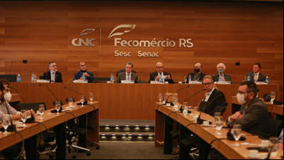 Fecomércio-RS prevê crescimento econômico lento em 2022 Fecomércio-RS prevê crescimento econômico lento em 2022
