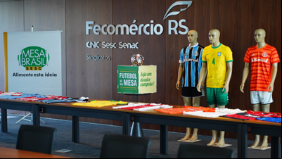 Neste sábado 'Futebol Tá na Mesa' recebe doações em supermercados Neste sábado 'Futebol Tá na Mesa' recebe doações em supermercados