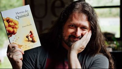 Diretor Jonas Piccoli lança o livro infantojuvenil 'Heróis do Quintal' Diretor Jonas Piccoli lança o livro infantojuvenil 'Heróis do Quintal'