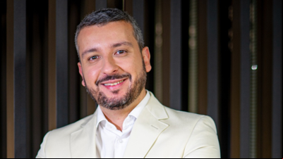 Giuliano Thaddeu: Na política, um encontro Giuliano Thaddeu: Na política, um encontro