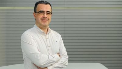 Alessandro Valim é o novo comentarista do 'Jornal do Almoço' da RBS TV Serra Alessandro Valim é o novo comentarista do 'Jornal do Almoço' da RBS TV Serra