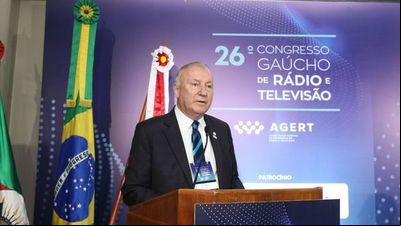 Roberto Melão abre o 26º Congresso Gaúcho de Rádio e Televisão Roberto Melão abre o 26º Congresso Gaúcho de Rádio e Televisão