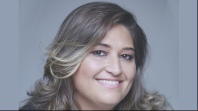 Renata Schenkel: Com humor e dedicação Renata Schenkel: Com humor e dedicação