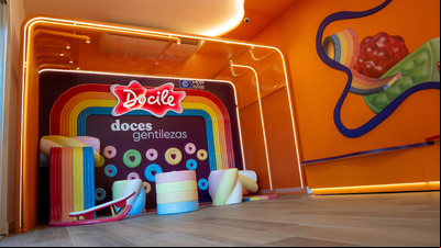 Docile inaugura loja no parque temático Hopi Hari, em São Paulo Docile inaugura loja no parque temático Hopi Hari, em São Paulo