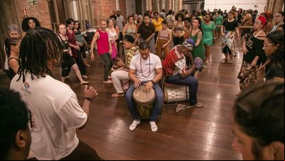 Projeto resgata danças afrocontemporâneas por meio de oficinas gratuitas Projeto resgata danças afrocontemporâneas por meio de oficinas gratuitas