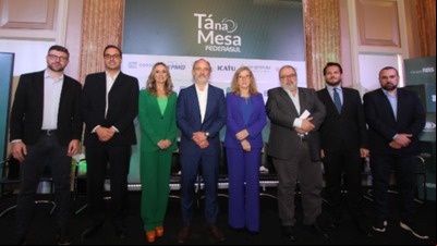 'Tá na Mesa' recebe profissionais de imprensa para debate 'Tá na Mesa' recebe profissionais de imprensa para debate