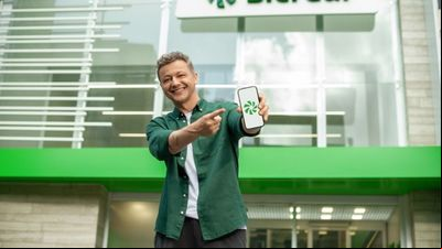 Com produção da Mythago, Sicredi lança campanha que valoriza a força do povo gaúcho Com produção da Mythago, Sicredi lança campanha que valoriza a força do povo gaúcho