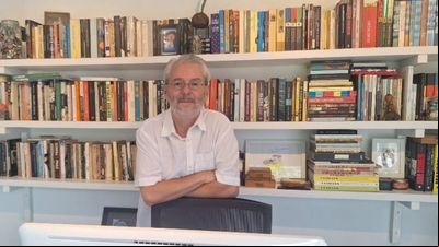 Márcio Pinheiro fala aos estudantes de Jornalismo da UniRitter sobre a biografia de Paulo Sant'Ana