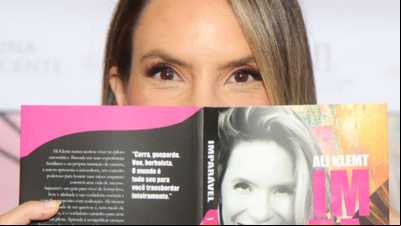 Novo livro: Ali Klemt realiza sessões de autógrafos em Porto Alegre Novo livro: Ali Klemt realiza sessões de autógrafos em Porto Alegre